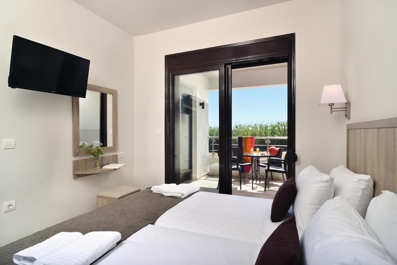 Carisa Maleme Hotel Exterior photo