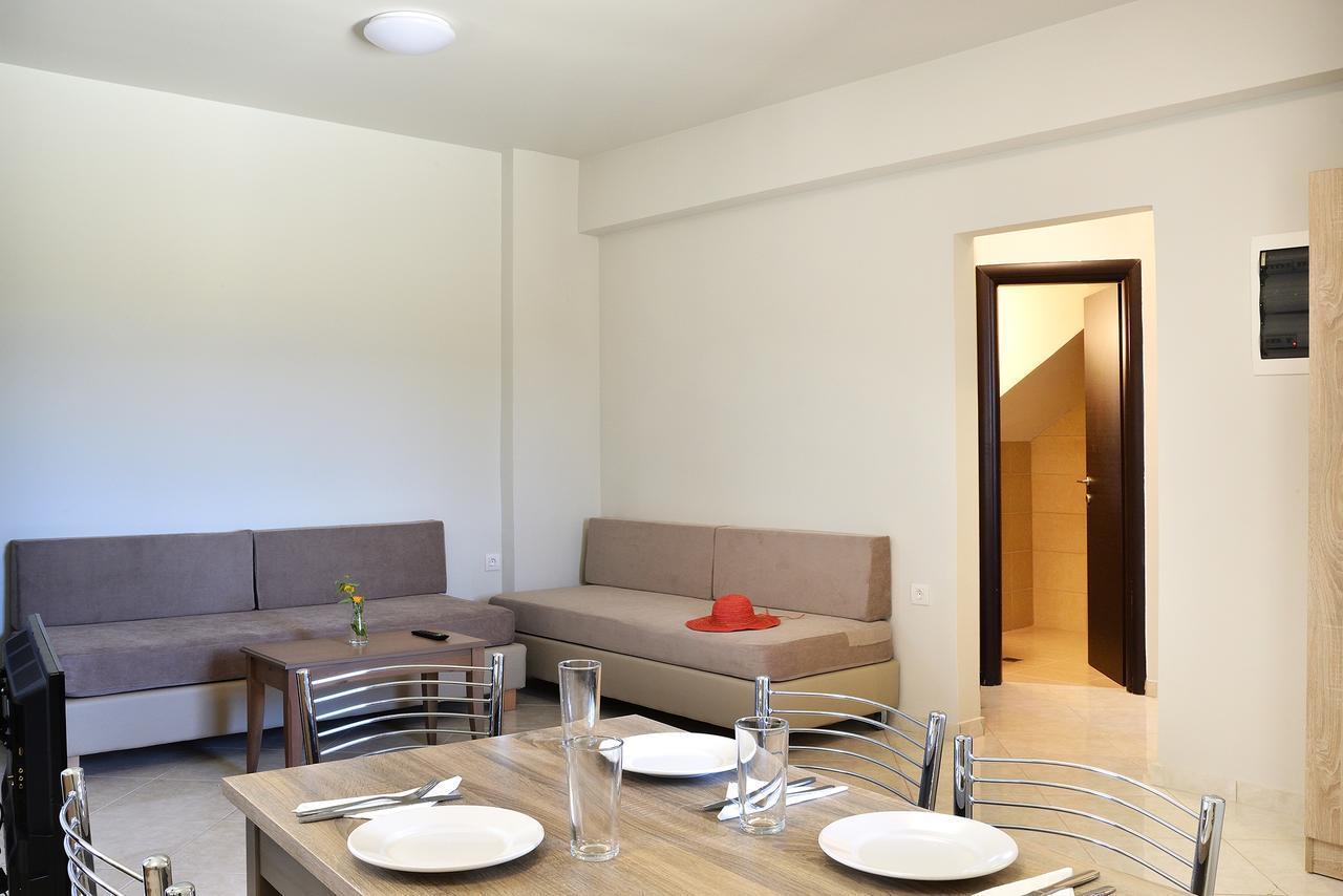 Carisa Maleme Hotel Exterior photo