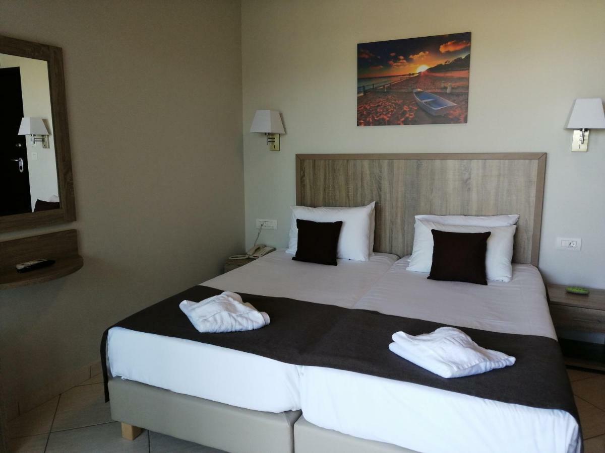Carisa Maleme Hotel Exterior photo